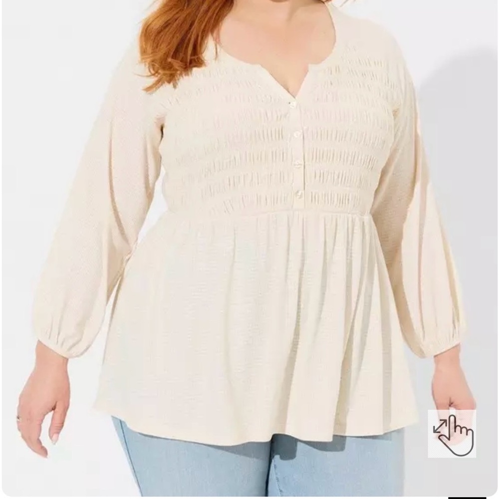 NWOT Torrid Smocked Henley Babydoll Top Size 3x( 22-24)
